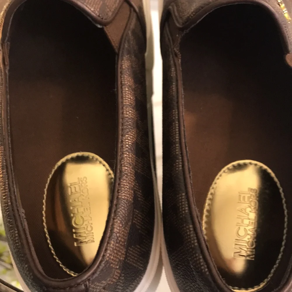 NIB Michael kors gorgeous loafers